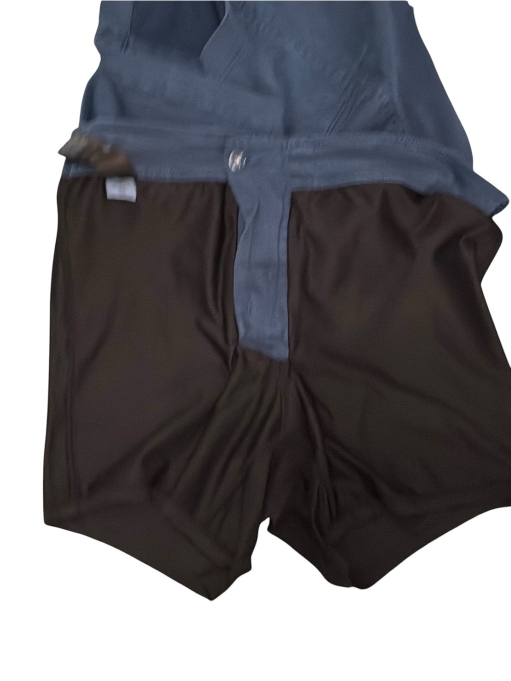 Liverpool Cargo Skort with Built in “spanx” - Picture 5 of 8